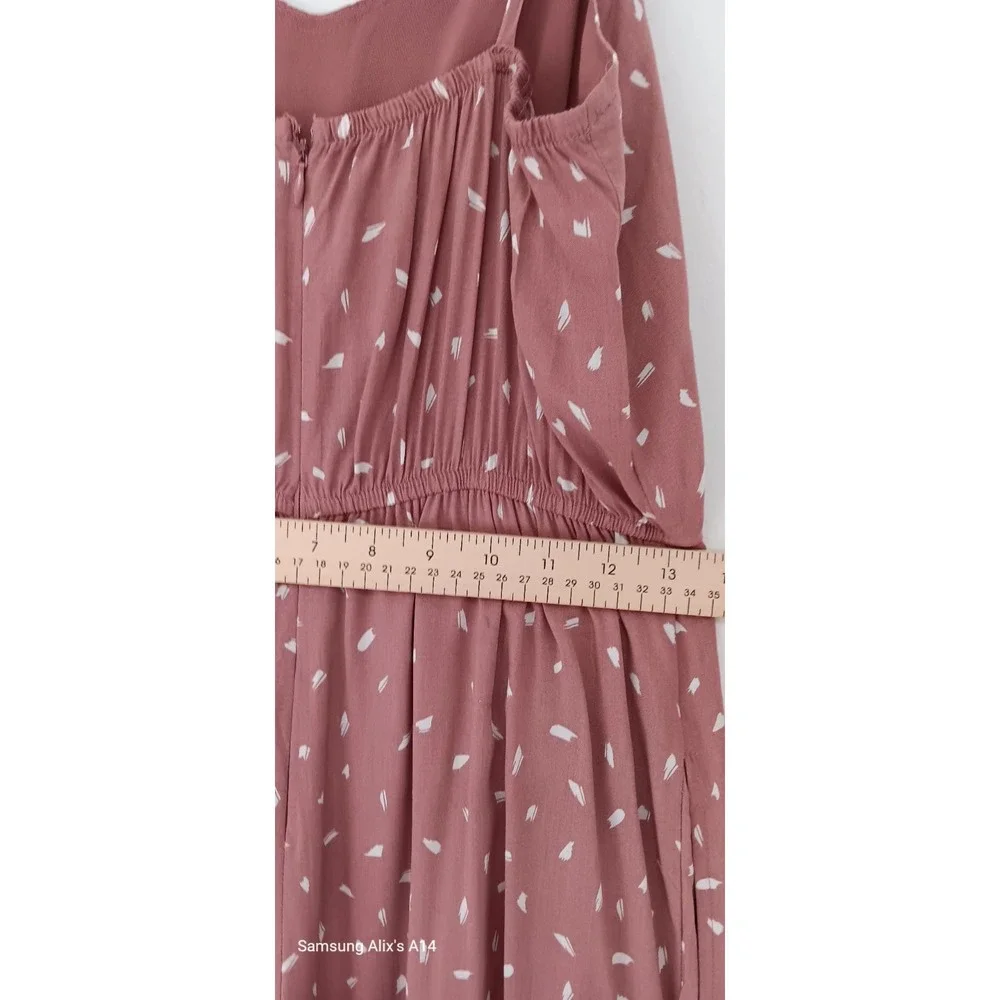 Lulus Mauve Print Jumpsuit Size Medium Sleeveless Wide Leg‎ Pink Lined  Pockets